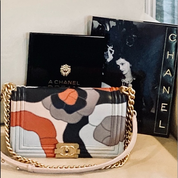 Chanel Medium Camellia Boy Bag (Complete Set) - Picture 3 of 12